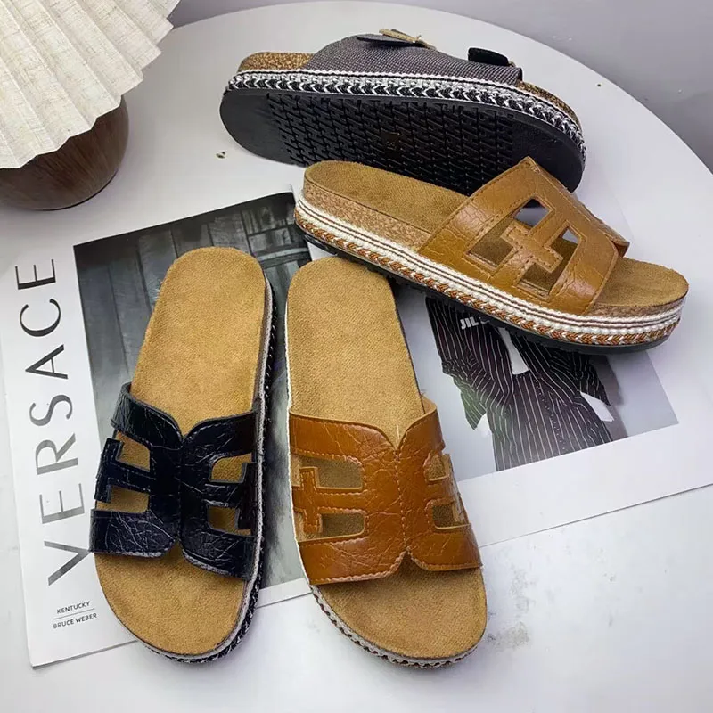 classic  slim-fit embossed beach flat sandals for women