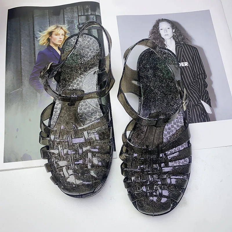 Crystal Shoe Craze Sweeps the Globe: Sus